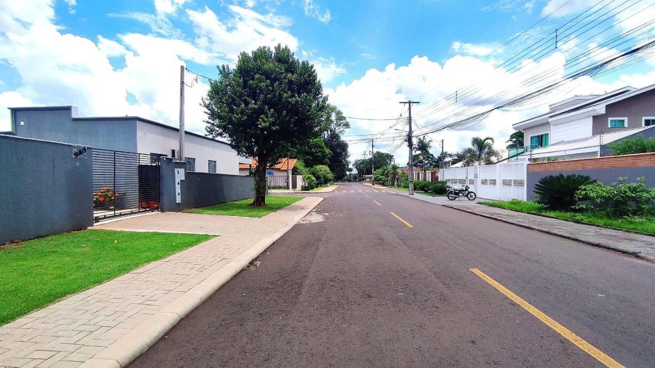 伊瓜苏Linda Casa Bairro Tranquilo Prox Cataratas别墅 外观 照片